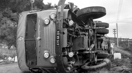 Voiture de collection « Renault R4140 « Fainéant » »