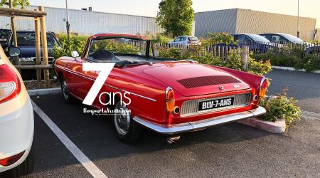 Voiture de collection « Une Renault Floride pour les 7 ans de BonjourLaVieille »