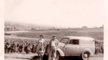 Voiture de collection « Renault Juvaquatre »