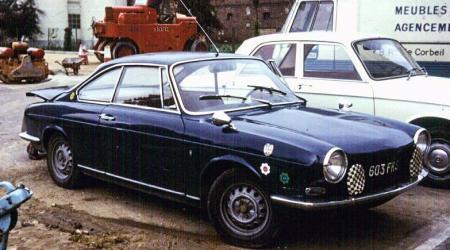 Voiture de collection « Simca 1000 coupé Bertone »