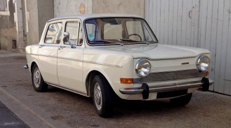 Voiture de collection « Simca 1100 GLS blanche »