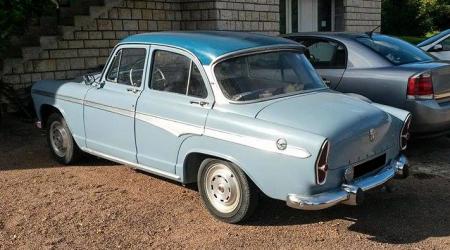 Voiture de collection « Simca Aronde P60 »