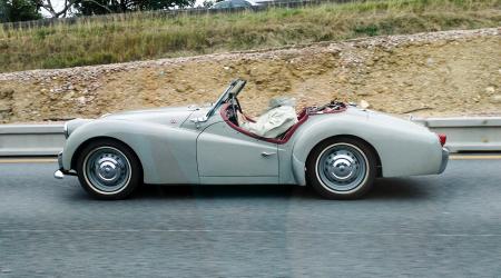 Voiture de collection « Triumph TR3 »