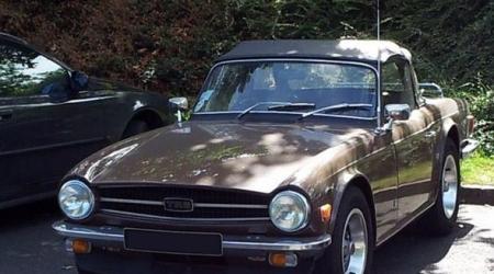 Voiture de collection « Triumph TR6 »