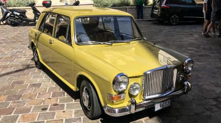 Voiture de collection « Vanden Plas 1100 »