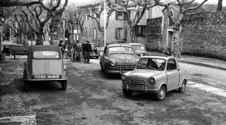 Voiture de collection « Vespa 400...en autres »