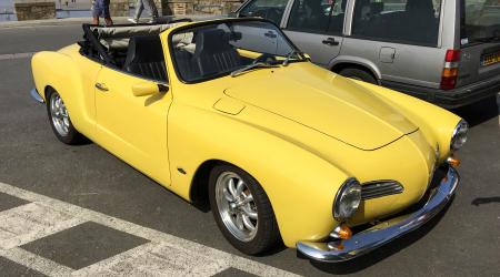 Voiture de collection « Volkswagen Karmann Ghia »