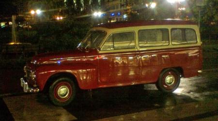 Voiture de collection « Volvo 210 Duett »