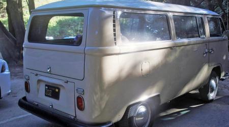 Voiture de collection « Volkswagen Combi T2A »