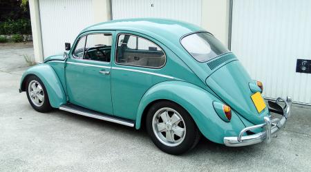 Voiture de collection « Volkswagen Coccinelle Fuchs »