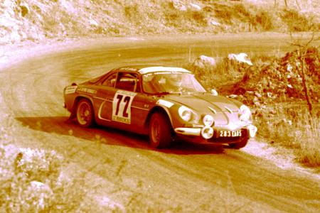 Voiture de collection « Alpine A110 berlinette »