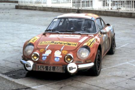 Voiture de collection « Berlinette Alpine A110 »