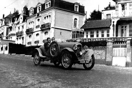 Voiture de collection « Amilcar »