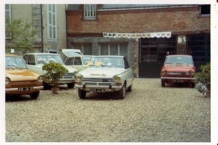 Voiture de collection « Un lot de Daf neuves »