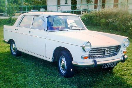 Voiture de collection « Peugeot 404 »