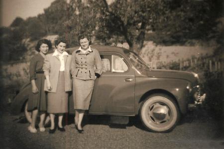 Voiture de collection « Renault 4CV »