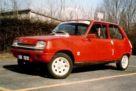 Voiture de collection « Renault 5 L de 1983 »