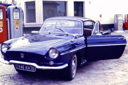 Voiture de collection « Renault Floride »