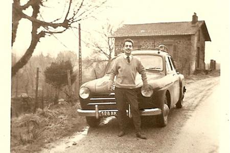 Voiture de collection « Renault Frégate »