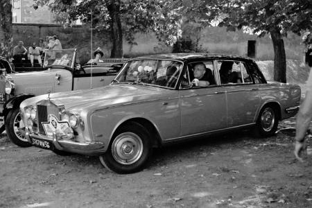 Voiture de collection « Rolls Royce Silver Shadow grise, toit noir »