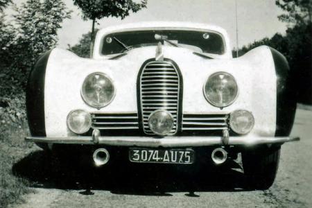 Voiture de collection « Talbot Lago Grand Sport vue de face »