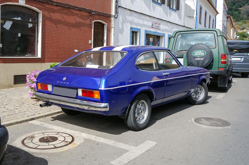Voiture de collection ford capri #2